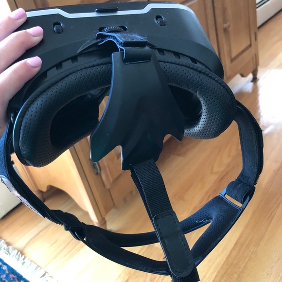 Virtual Reality Headset - Picture 7 of 7